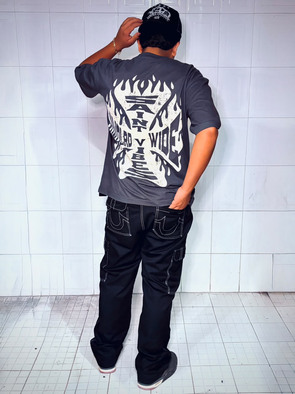 Wold Wide Grey